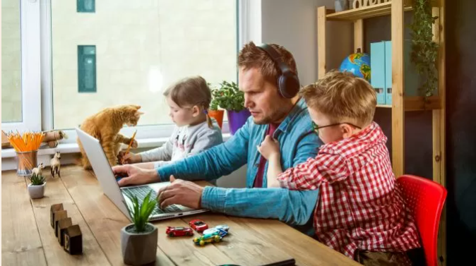 Prensa. El modelo híbrido se impone y cambia la cultura (El Cronista 28.1.2022)