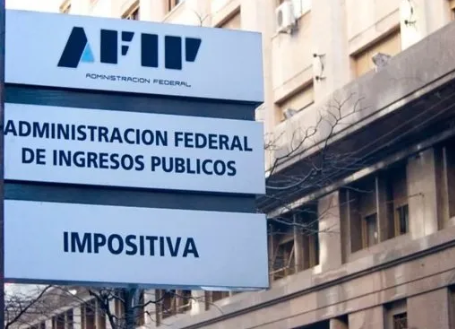 Prensa | Chau AFIP: tributaristas avalan recorte de gastos, aunque cambio en organismo sea «cosmético» (Ámbito 22.10.2024)