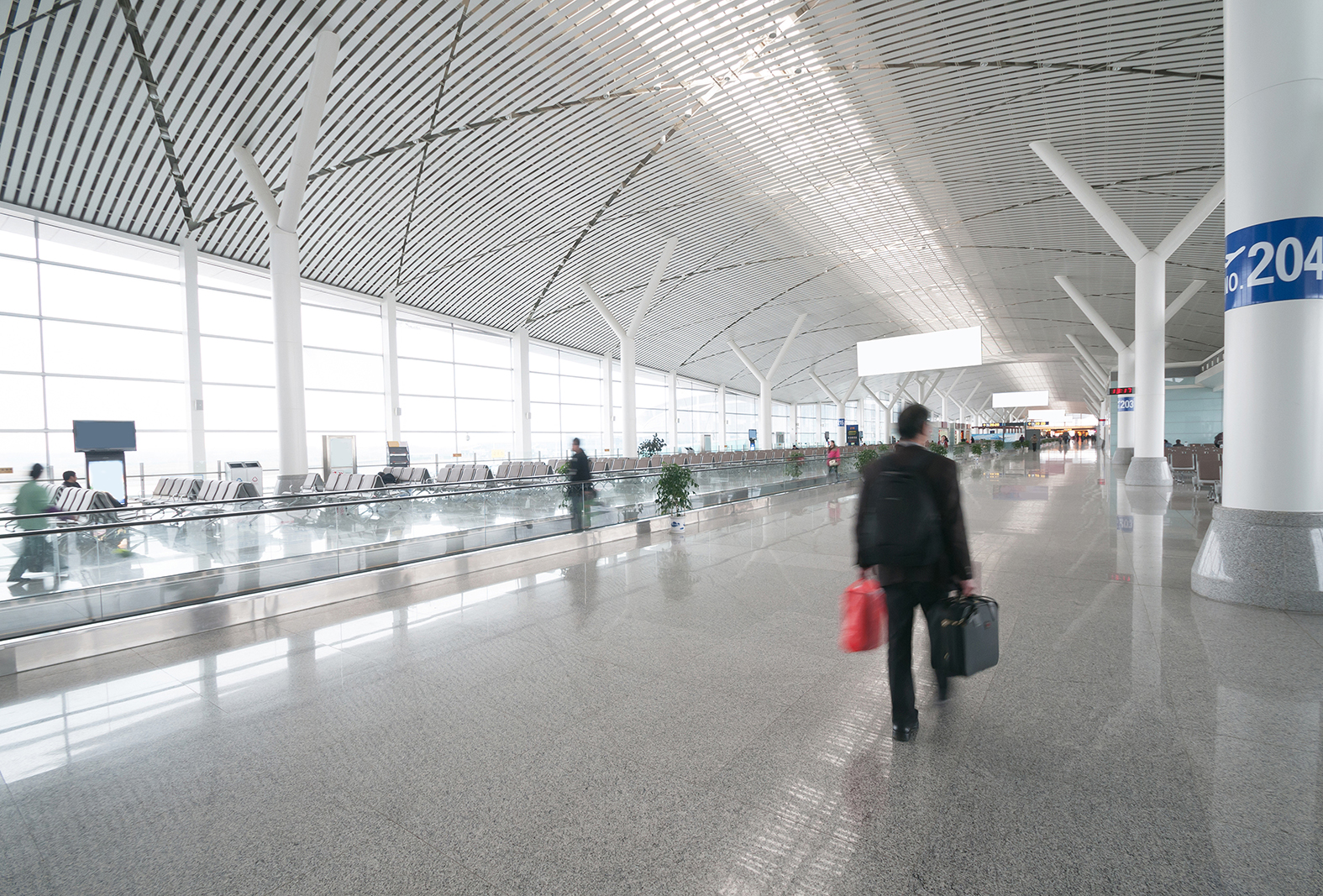 Cross-border commuter