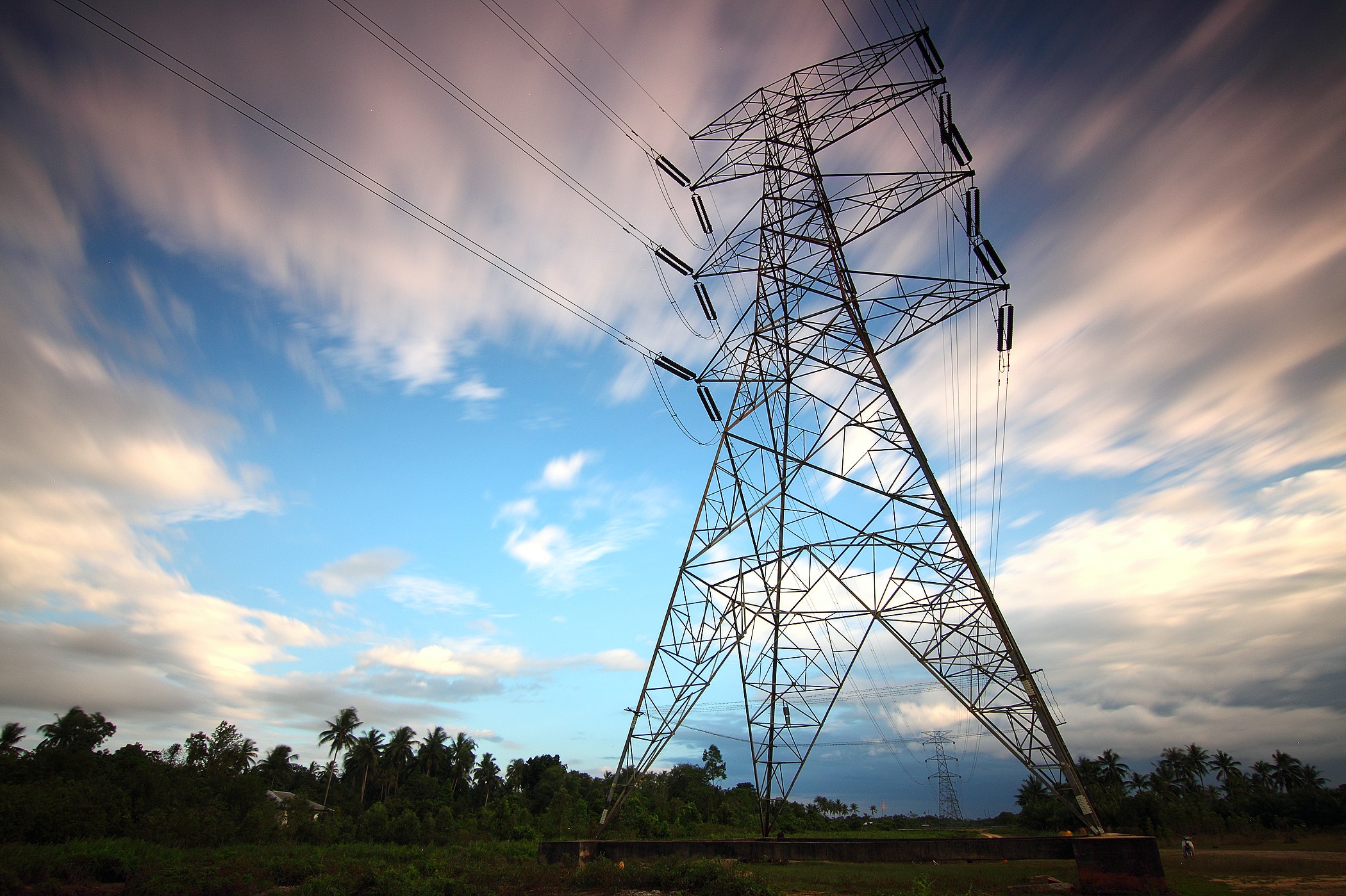 Ley de transición energética y creación del fonenergia como mecanismo de eficiencia para el manejo de recursos.