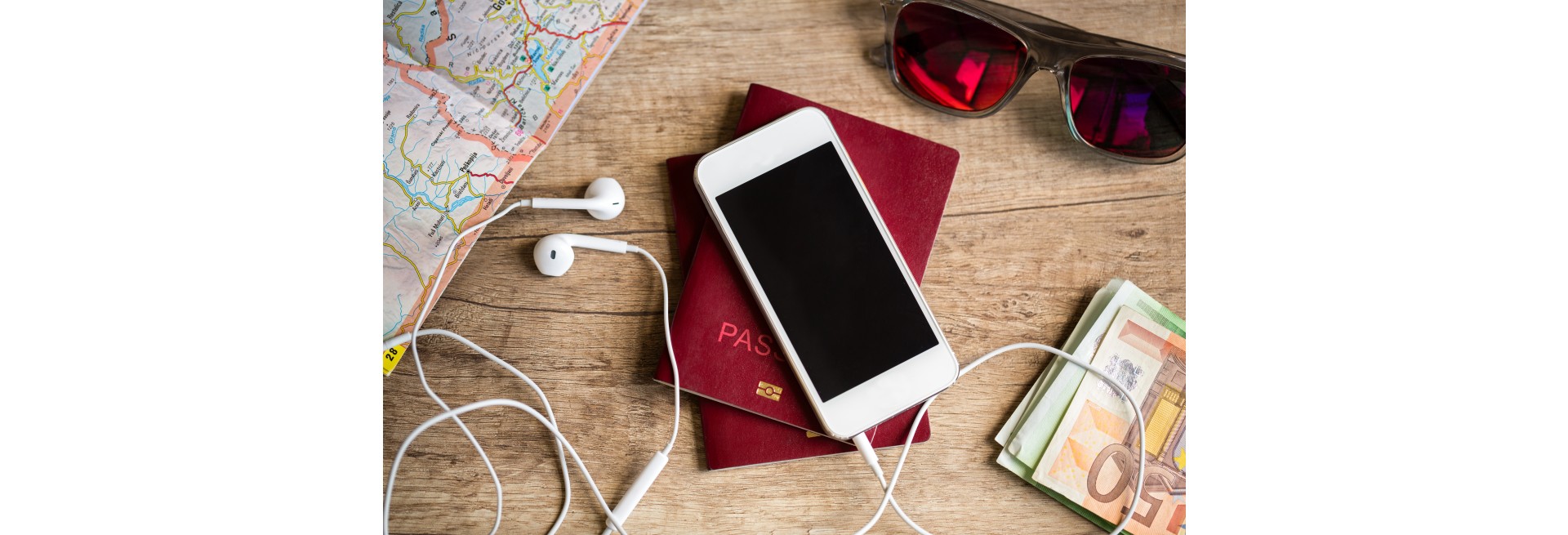 Aplicaciones Móviles y Destinos Turísticos Aplicaciones Móviles y Destinos Turísticos