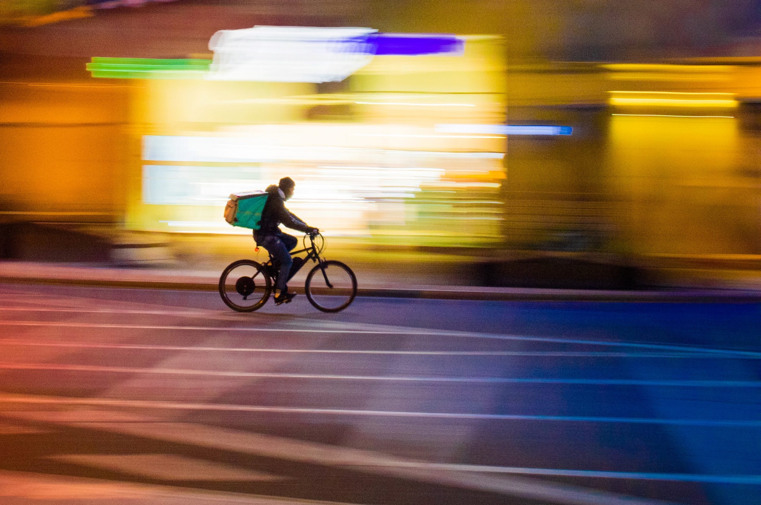 Ley ‘rider’ y registro horario: ¿ponerle puertas al campo?