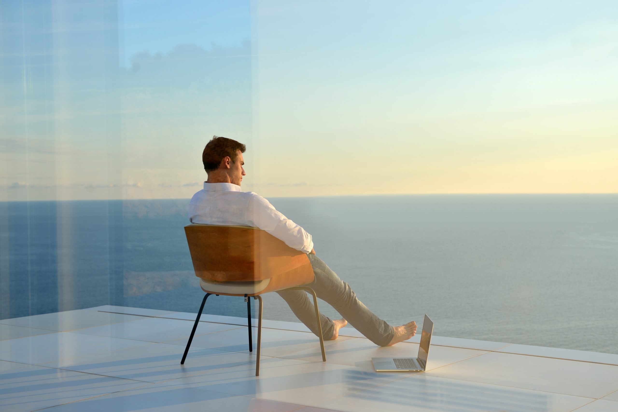 Abogados de vacaciones, ¿desconectan de verdad?