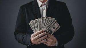 Prevención de lavado de dinero: un enfoque estratégico para la operación y la toma de decisiones