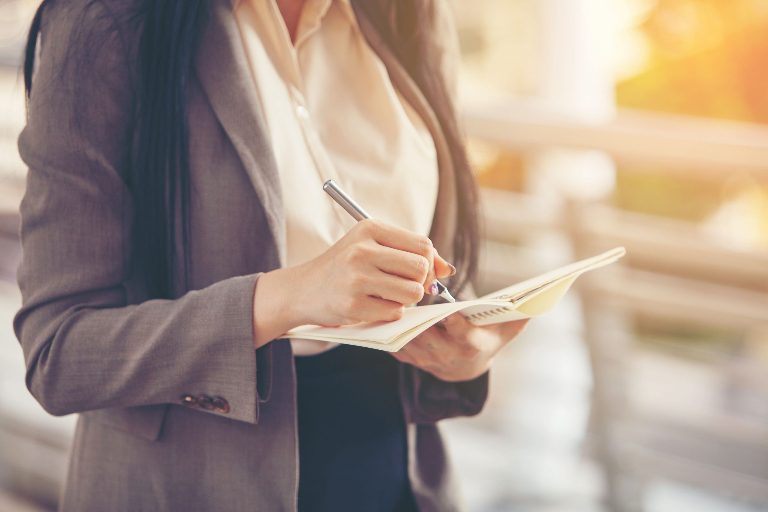 41- UNIPERSONALES, ¿UNA CONTRATACION RIESGOSA? 41- UNIPERSONALES, ¿UNA CONTRATACION RIESGOSA?