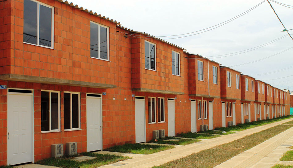 VIVIENDA DE INTERÉS SOCIAL (VIS) VIVIENDA DE INTERÉS SOCIAL (VIS)