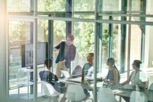 Economic Outlook and Market Value Requirements: New Challenges for Businesses